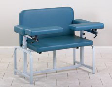 6000B-F Clinton Extra-Wide Blood Draw Chair
